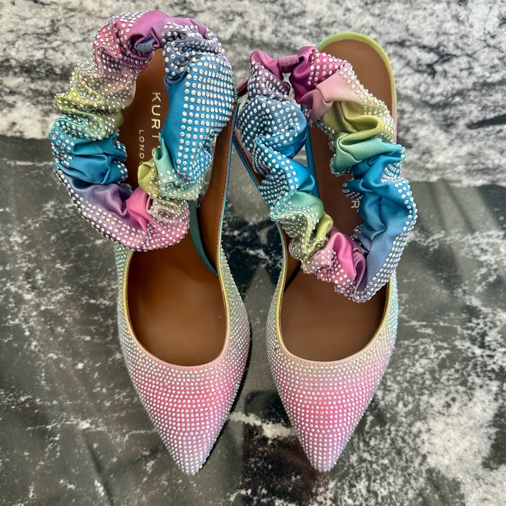 Kurt Geiger Rainbow Rhinestone Pumps 9 NWOT - Picture 2 of 7